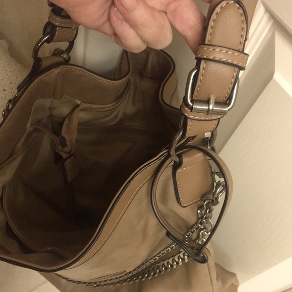 NWOT Taupe Bucket Bag (Vegan) - Picture 5 of 15